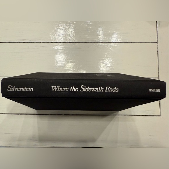 Where The Sidewalk Ends (Hard Cover) - Picture 4 of 9